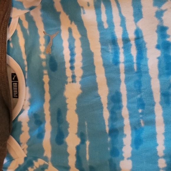 5 pack Puma short sleeve Bodysuits - Picture 3 of 7